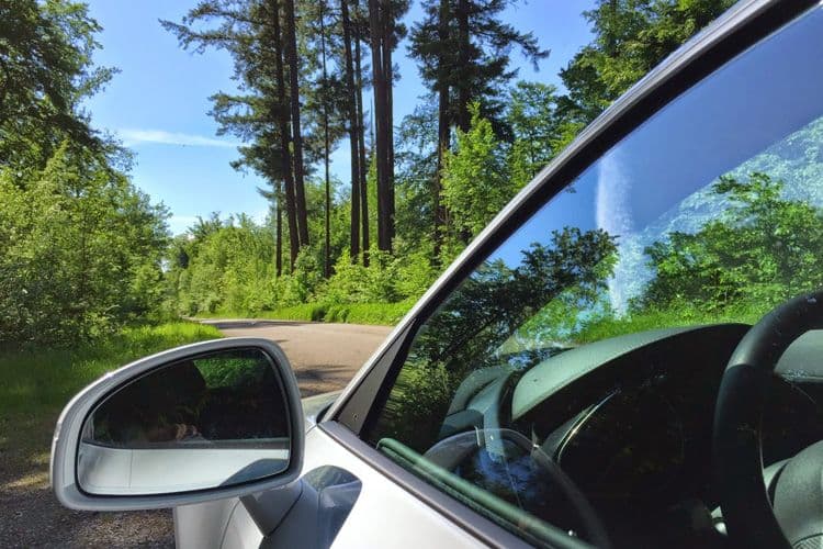 An image uploaded to Strapi called Guide_to_Safe_Driving_750x500