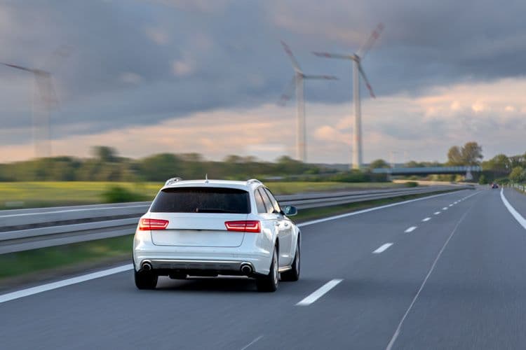 An image uploaded to Strapi called Reliability_on_the_Road_750x500