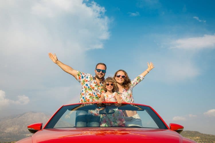 An image uploaded to Strapi called Thessaloniki_with_children_750x500_0