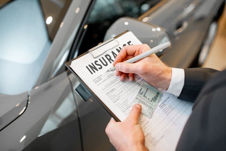 An image uploaded to Strapi called What_Does_Comprehensive_Insurance_750x500