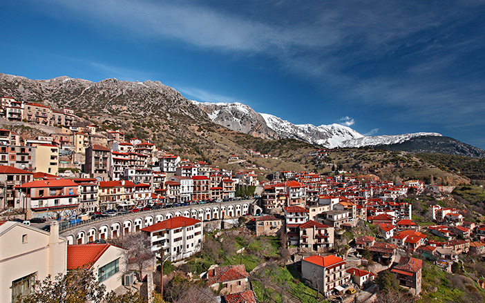Rent a car from Let's Drive to visit Arachova!