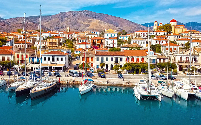 Plan your road trip to Galaxidi!