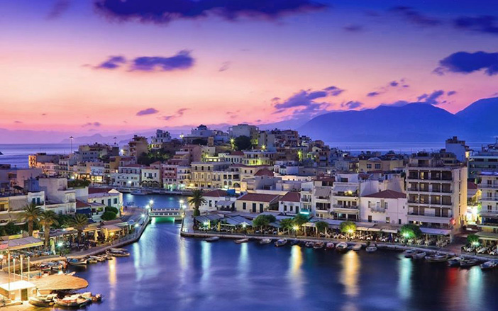 Drive to Loutraki this holiday season!