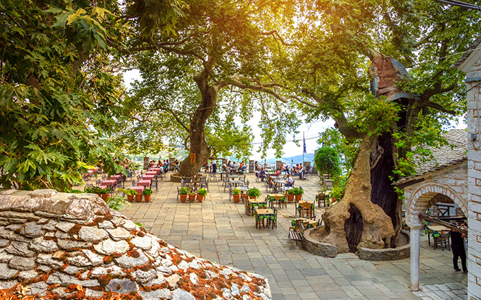 Tour Pelion by car!