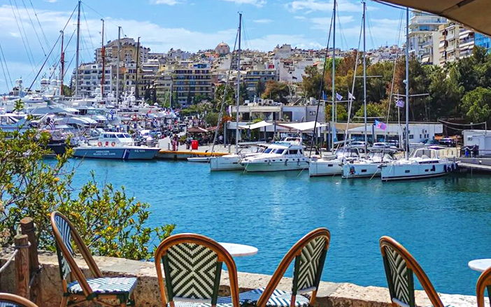 Relax in Marina Zeas